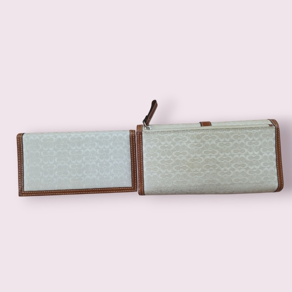 Authentic coach 3 Piece Set - Picture 2 of 4